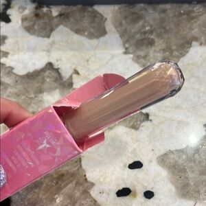 Jeffree Star Magic Star Concealer | C16.5